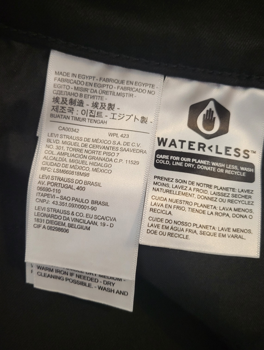 NWT Levi's Black Classic Straight Women's Jeans Plus Size 20W Short - Picture 10 of 14